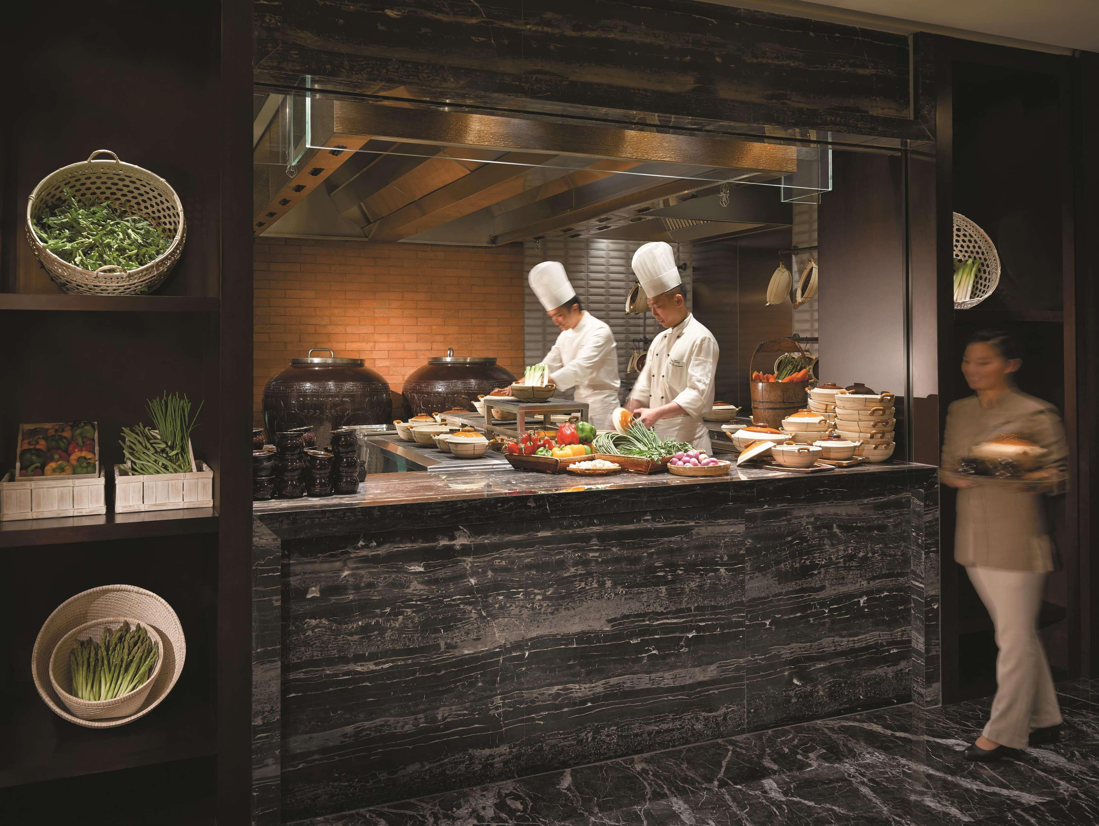 Kerry Hotel, Beijing By Shangri-La - 5 Kilometers To The Forbidden City Exteriör bild